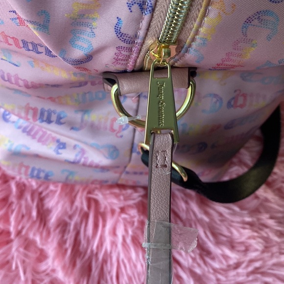 🌈Juicy Couture Rainbow Taffy Word Play Weekender🌈 - Picture 10 of 11